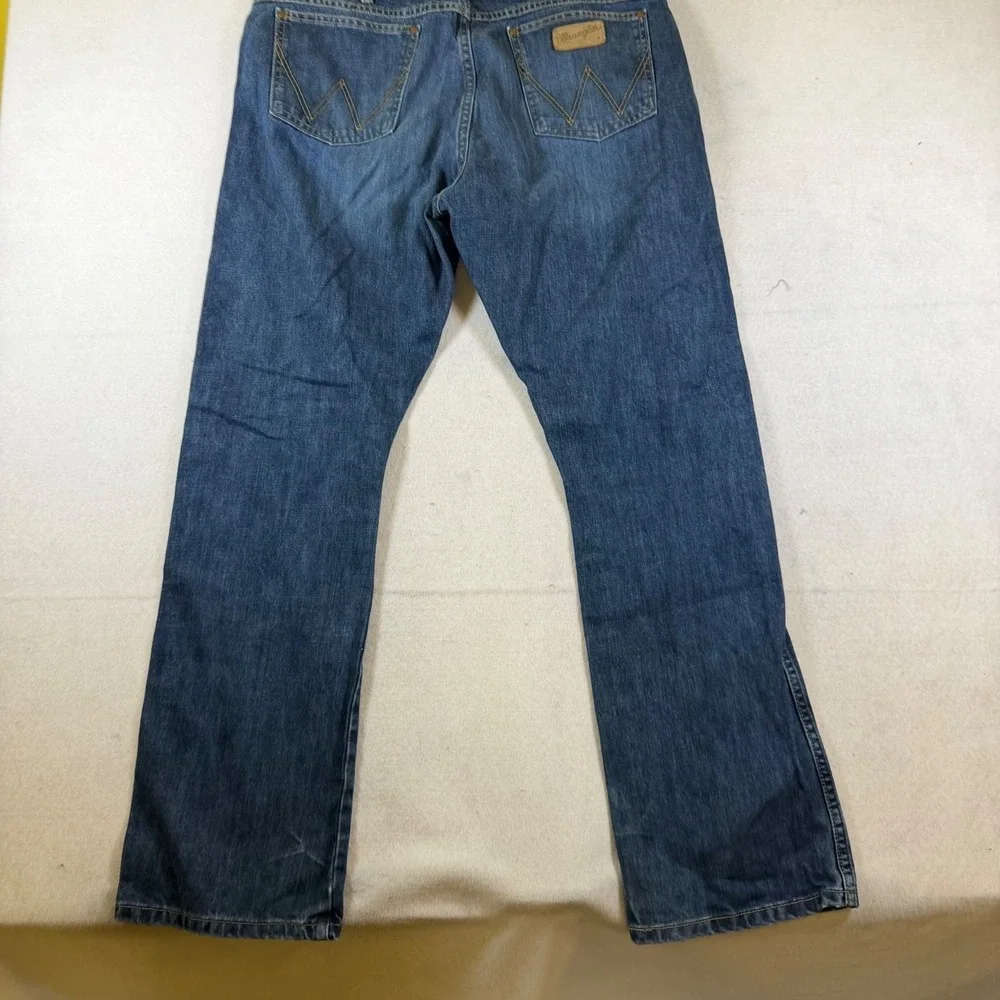 Wrangler Retro Slim Boot Mens Blue Denim Jeans 1077MWZRW 38x32 Dark Wash